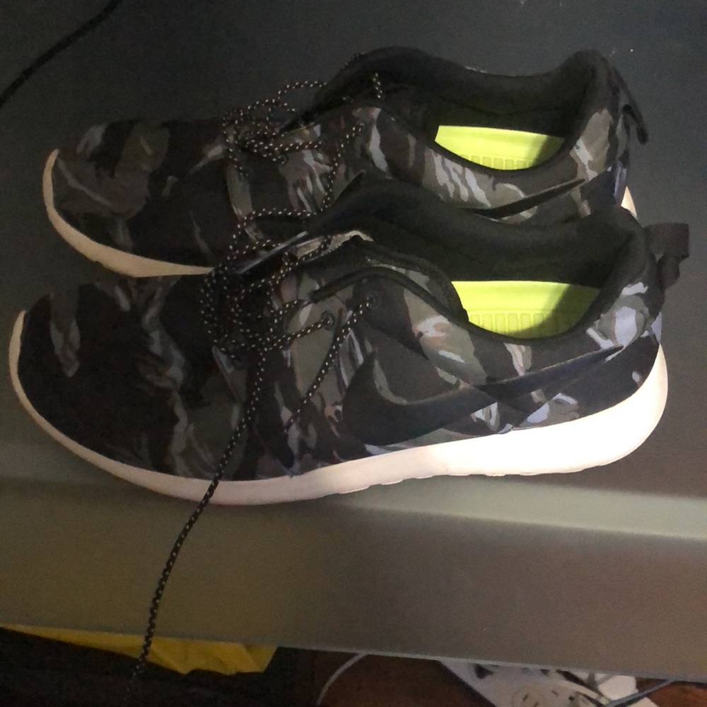 Nike Roshe Run - image 2